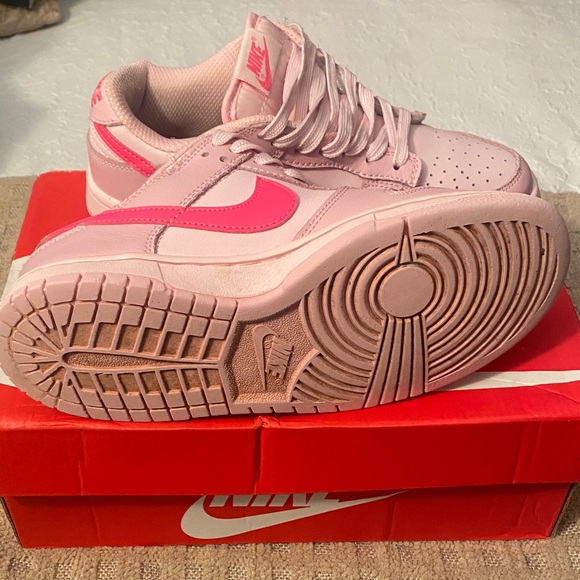 Nike Blush Pink Athletic Shoes - Picture 5 of 6